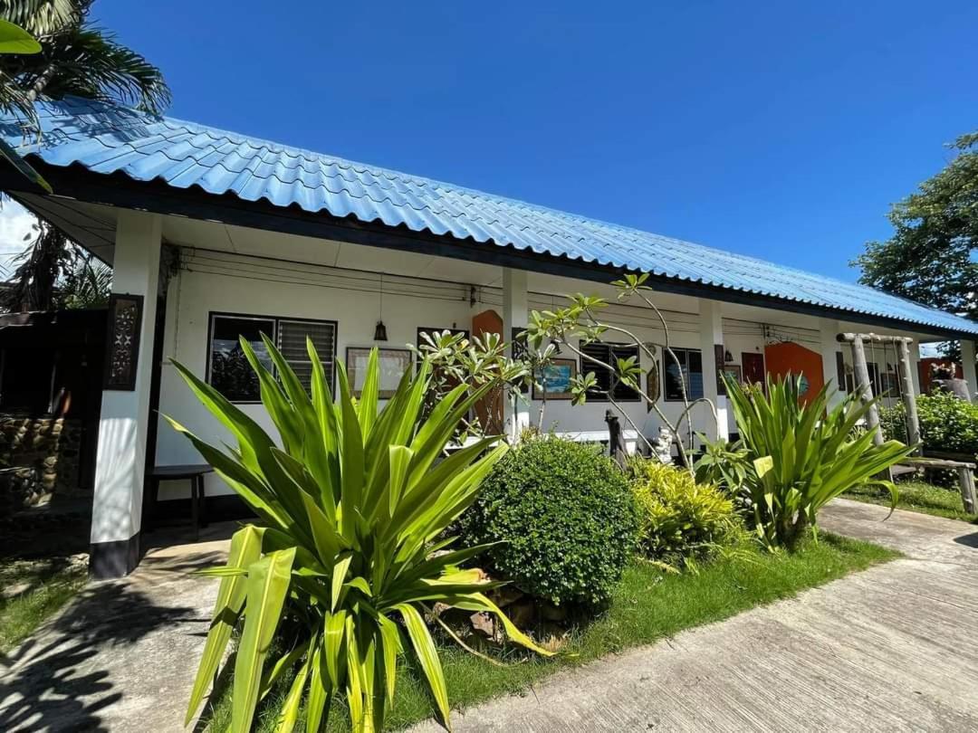 Sunny Tayai Hostel Пай Экстерьер фото