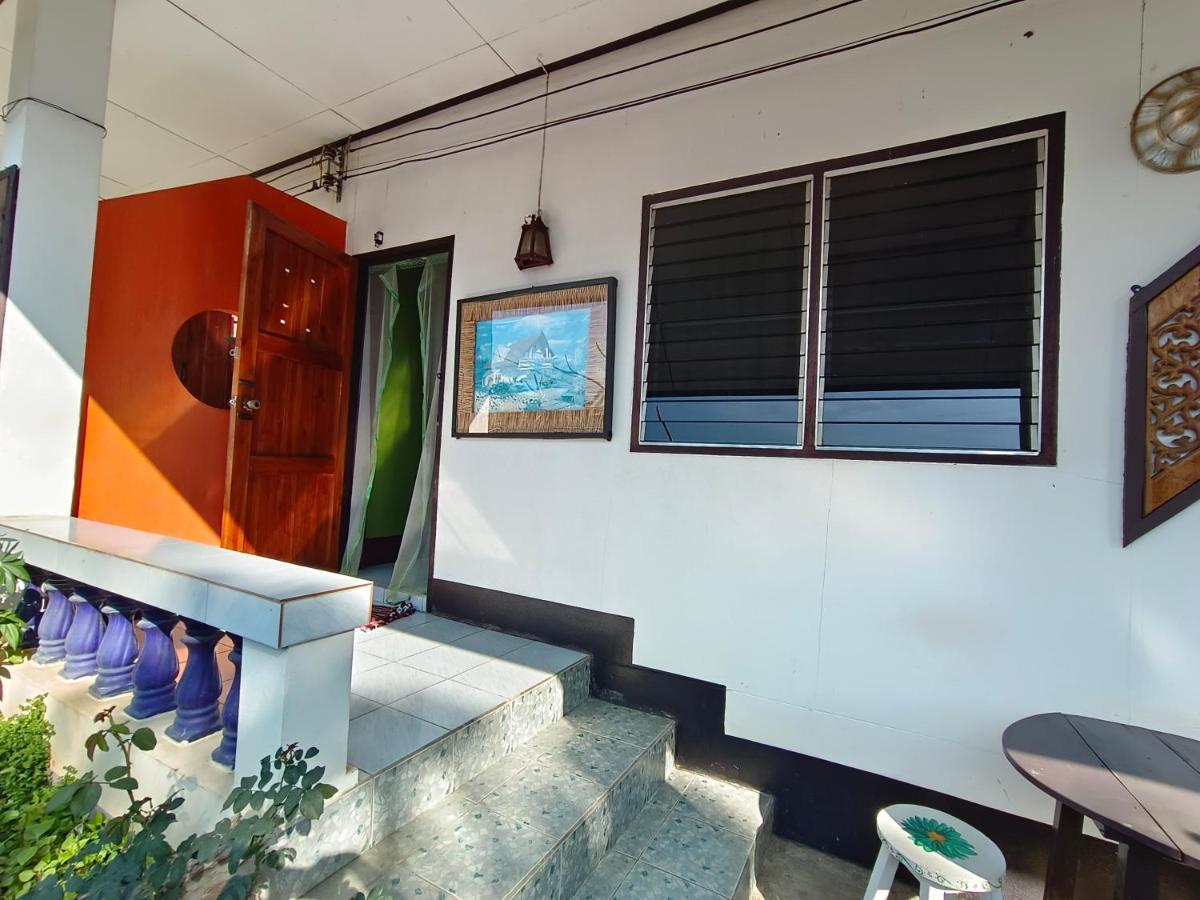 Sunny Tayai Hostel Пай Экстерьер фото
